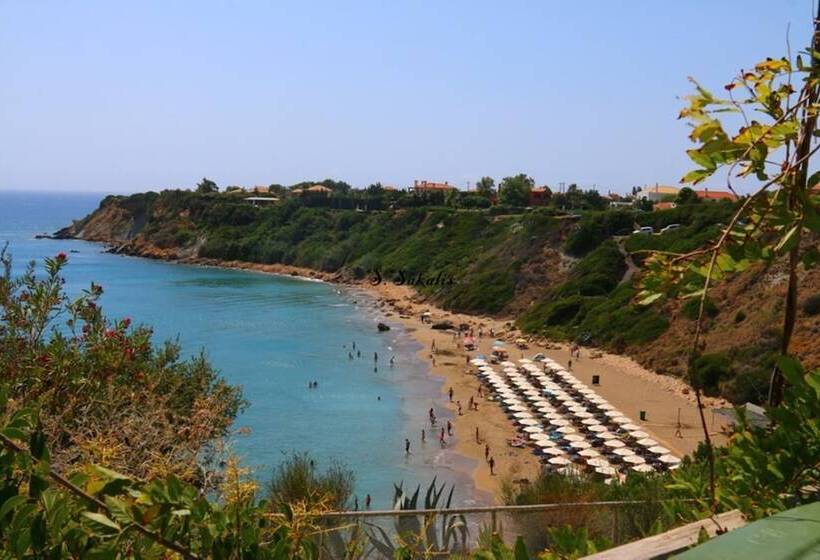 هتل Kourkoumelata