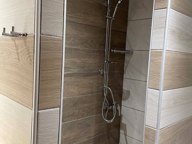 هتل Kourkoumelata