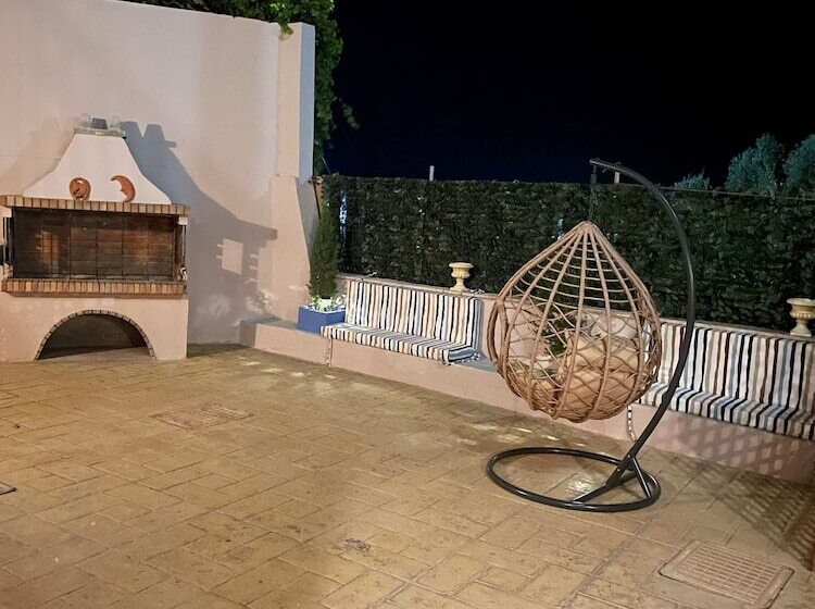 هتل Kourkoumelata