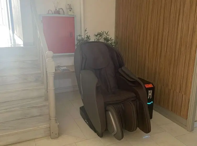 هتل Kourkoumelata