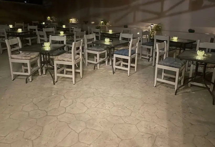 هتل Kourkoumelata