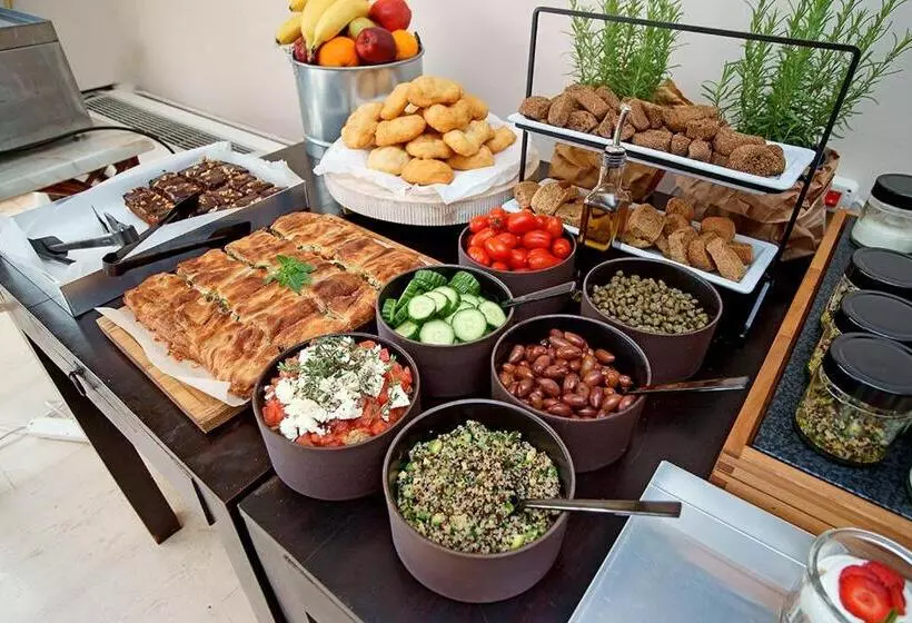 בית מלון כפרי Kyparissia Beach