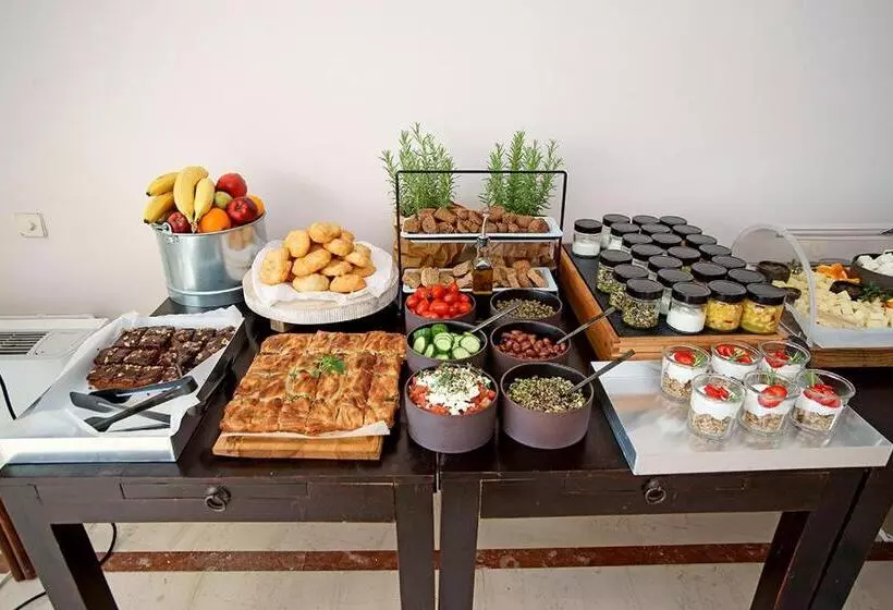 בית מלון כפרי Kyparissia Beach