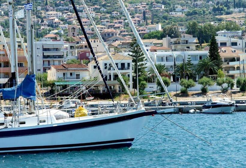 Отель Kyparissia Beach