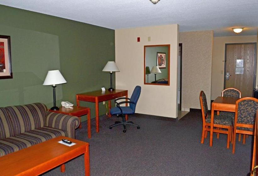 Otel Paola Inn And Suites
