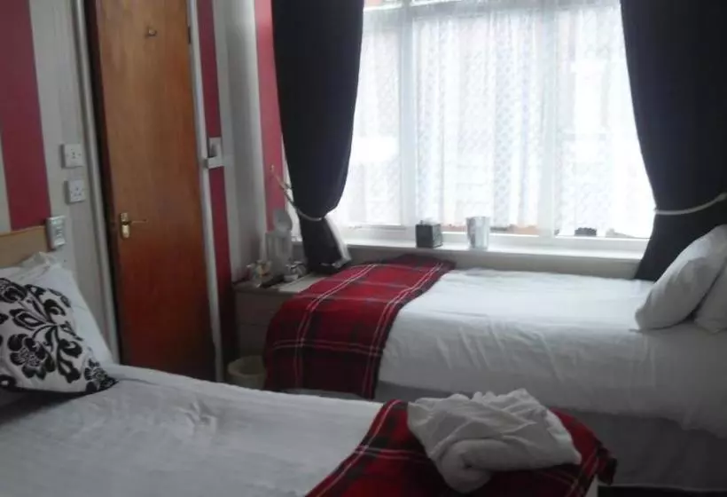 Отель The Park Villa