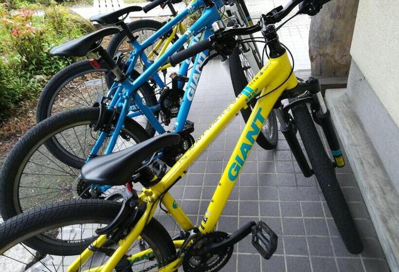 בית מלון כפרי Yufuin Onsen Hasuwa Inn