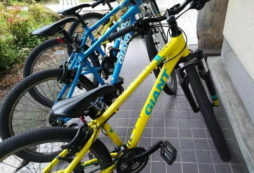 בית מלון כפרי Yufuin Onsen Hasuwa Inn