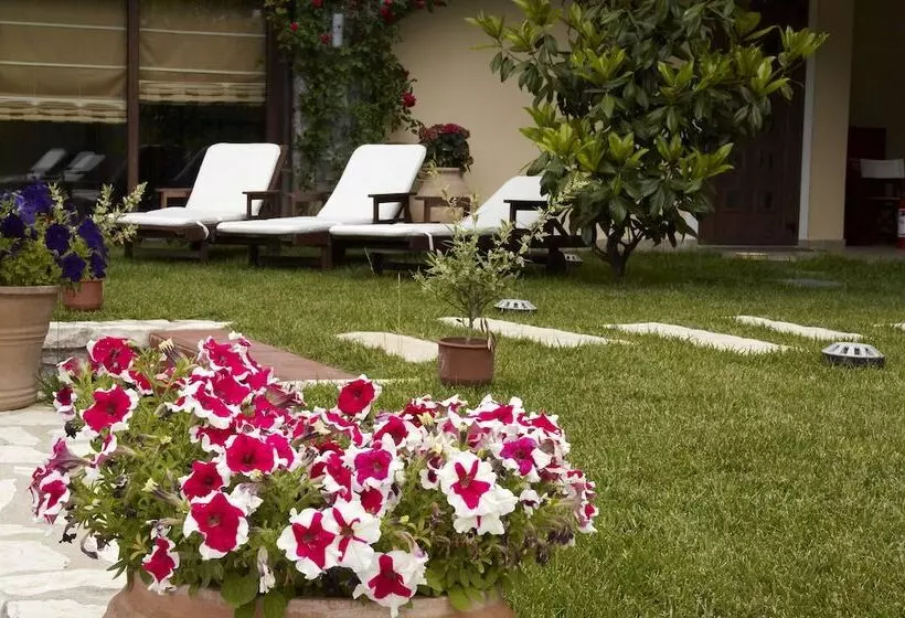 渡假胜地  Archontiko Kaltezioti