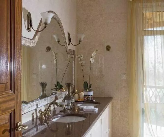 渡假胜地  Archontiko Kaltezioti