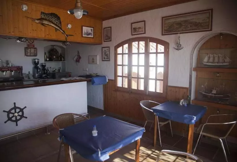هاستل Hostal Mar De Frente
