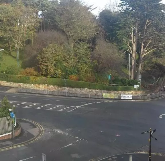 住宿加早餐  Arundel House