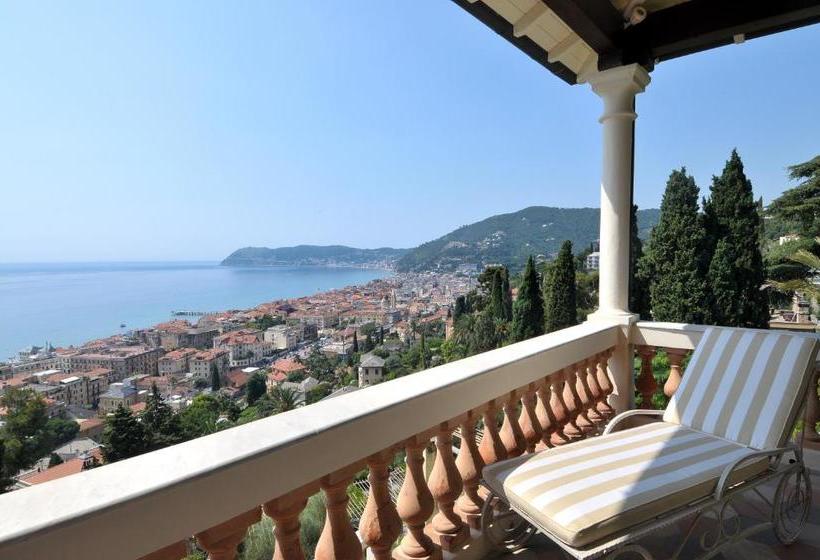 مبيت وإفطار Villa Della Pergola Relais Et Chateaux