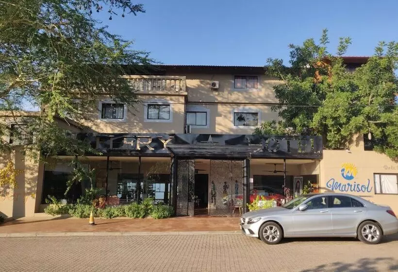 هتل Catembe Gallery