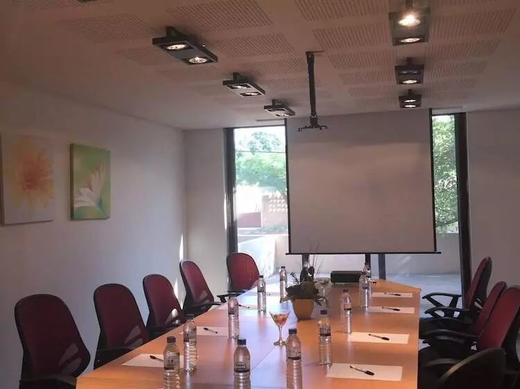 هتل Catembe Gallery