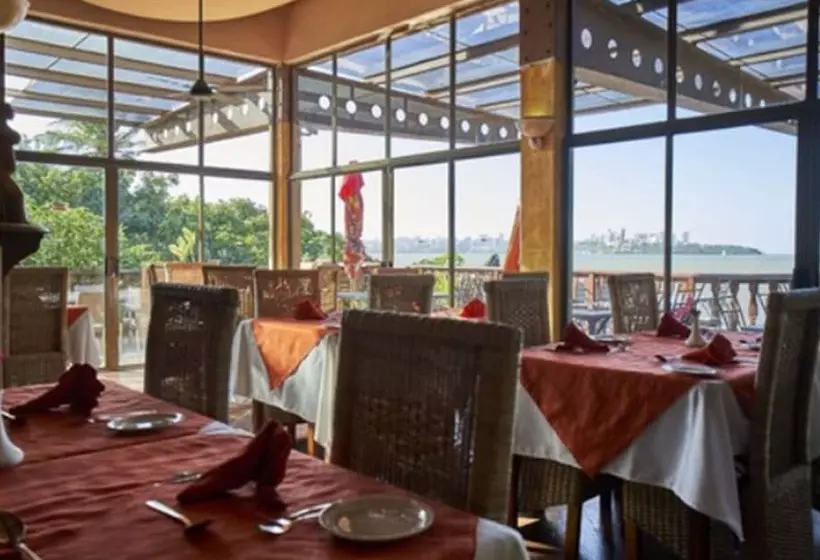 هتل Catembe Gallery