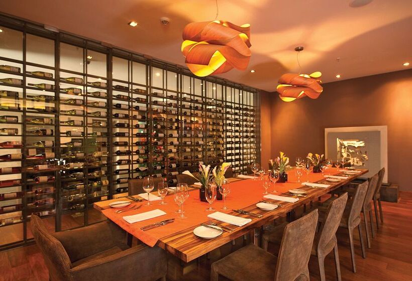 בית מלון כפרי Hilton Bogota