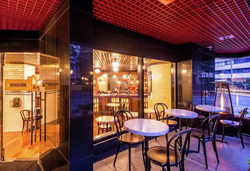 בית מלון כפרי Hilton Bogota