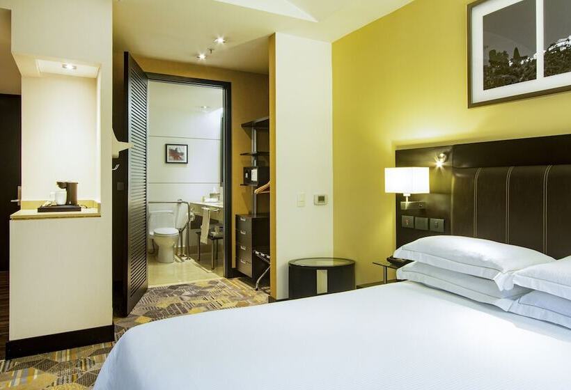 בית מלון כפרי Hilton Bogota