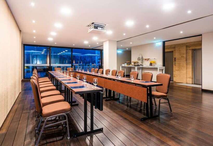 בית מלון כפרי Hilton Bogota