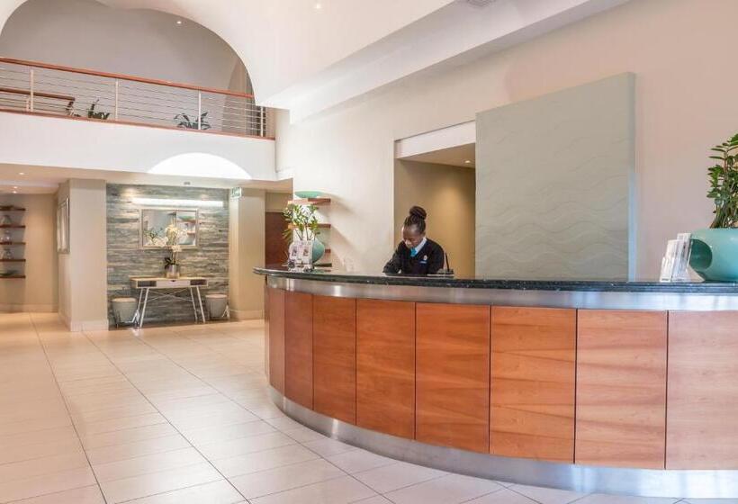 Отель Town Lodge Roodepoort