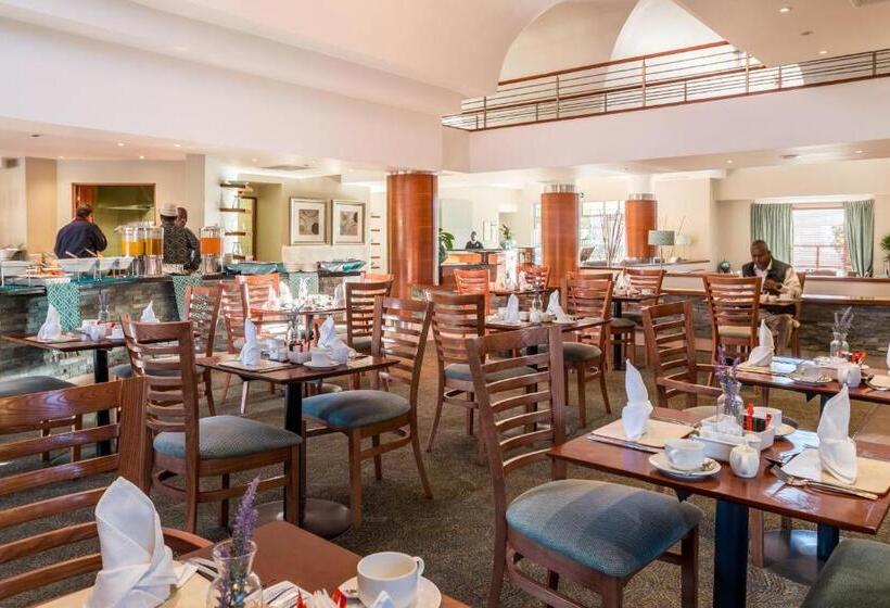 Отель Town Lodge Roodepoort