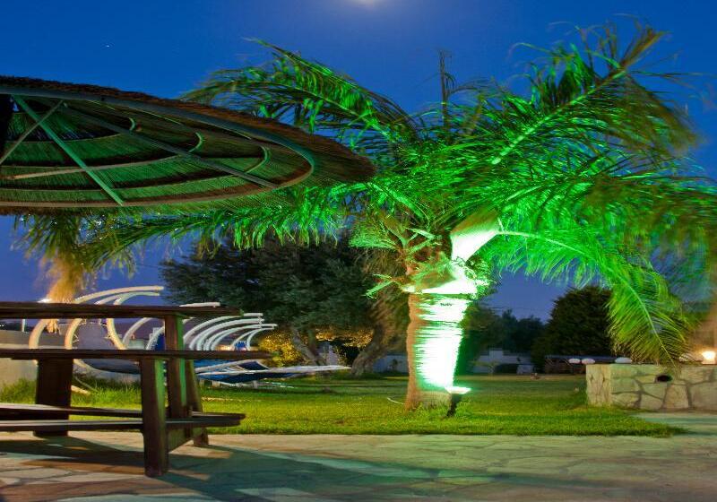 Malibu Boutique Studios & Bungalows