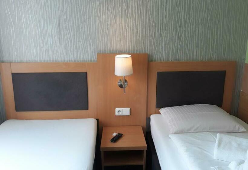 בית מלון כפרי Rozvoj