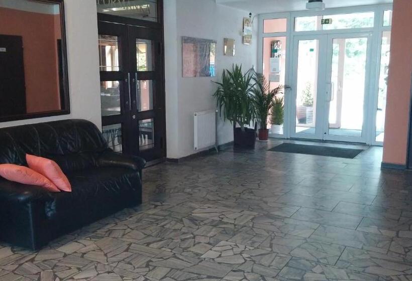 בית מלון כפרי Rozvoj