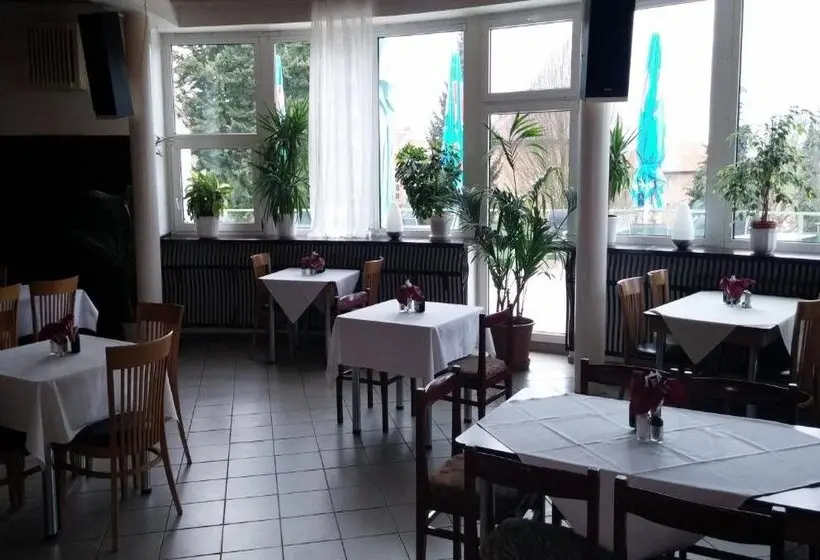 Hotel Rozvoj