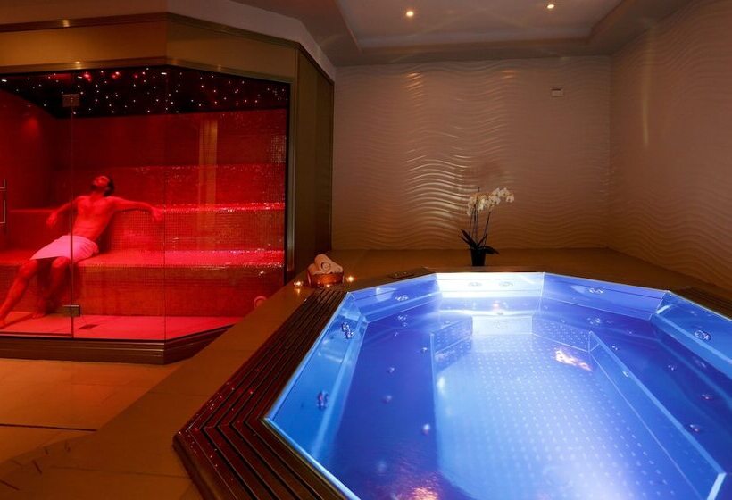 Axel Beach Ibiza Adults Only