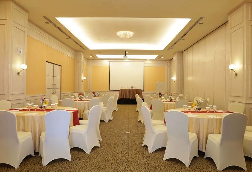 Aston Jayapura Hotel and Convention Center