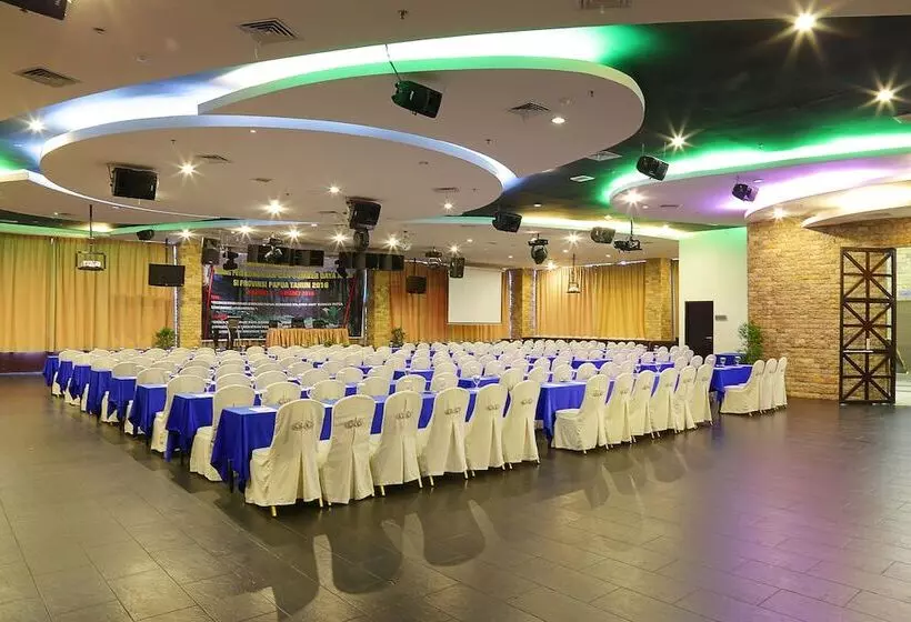 Aston Jayapura Hotel and Convention Center