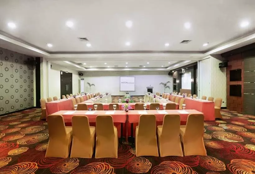 Aston Pontianak Hotel And Convention Center