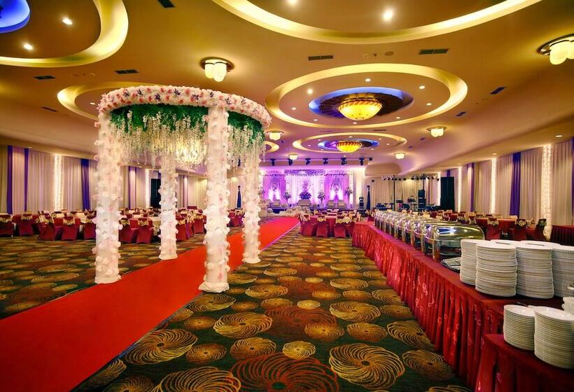 Aston Pontianak Hotel And Convention Center