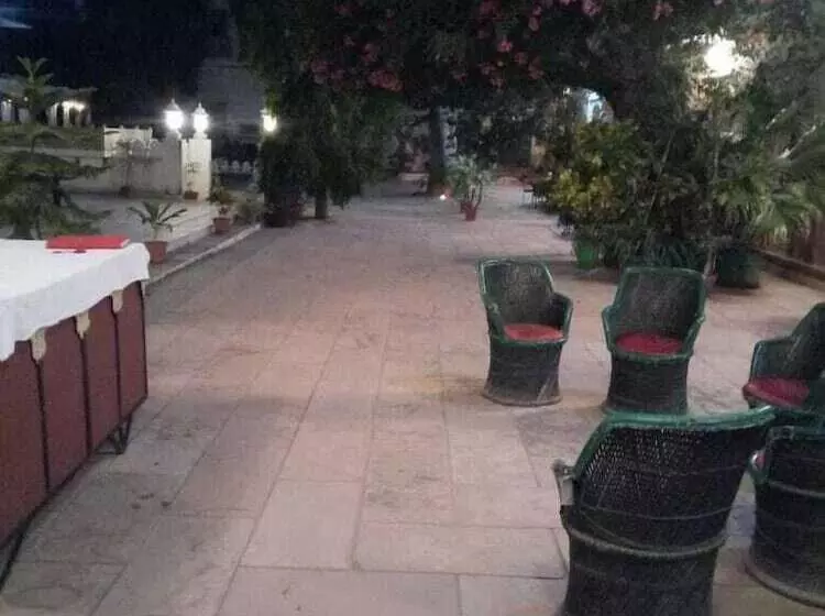 酒店 Bassi Fort Palace