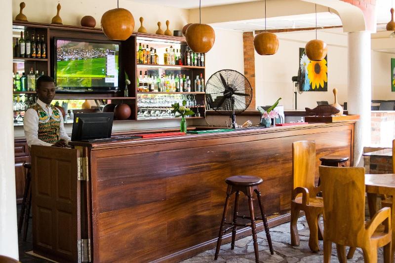 Отель Coconut Grove Regency