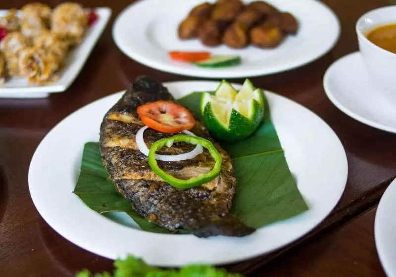 호텔 Coconut Grove Regency