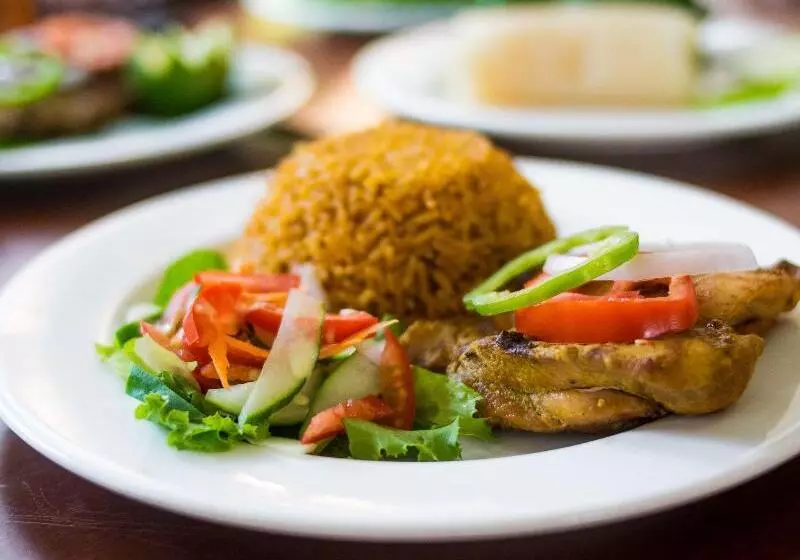 호텔 Coconut Grove Regency