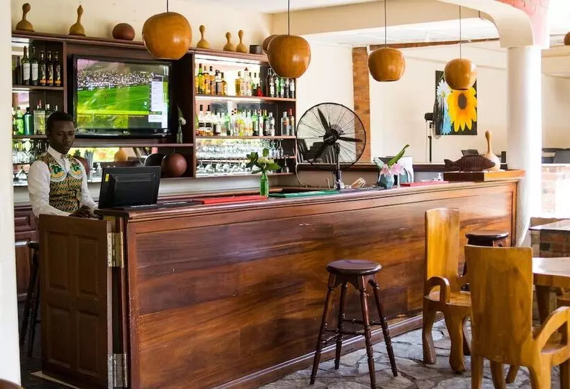 호텔 Coconut Grove Regency