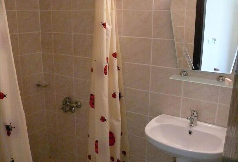 ホテル Erdek Benan