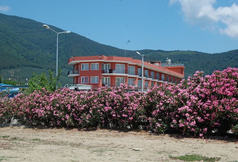 ホテル Erdek Benan