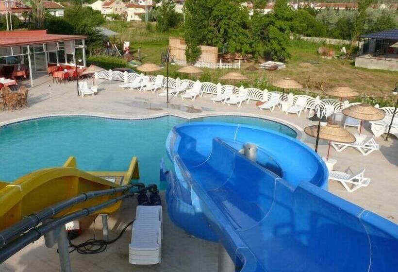 ホテル Erdek Benan