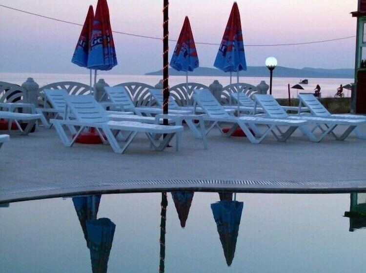 ホテル Erdek Benan