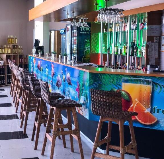 ホテル Flamingo Beach