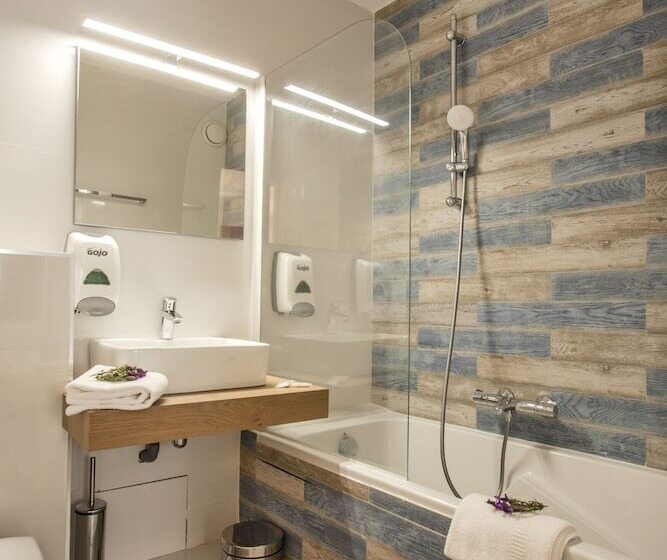 هتل Le Neptune & Spa