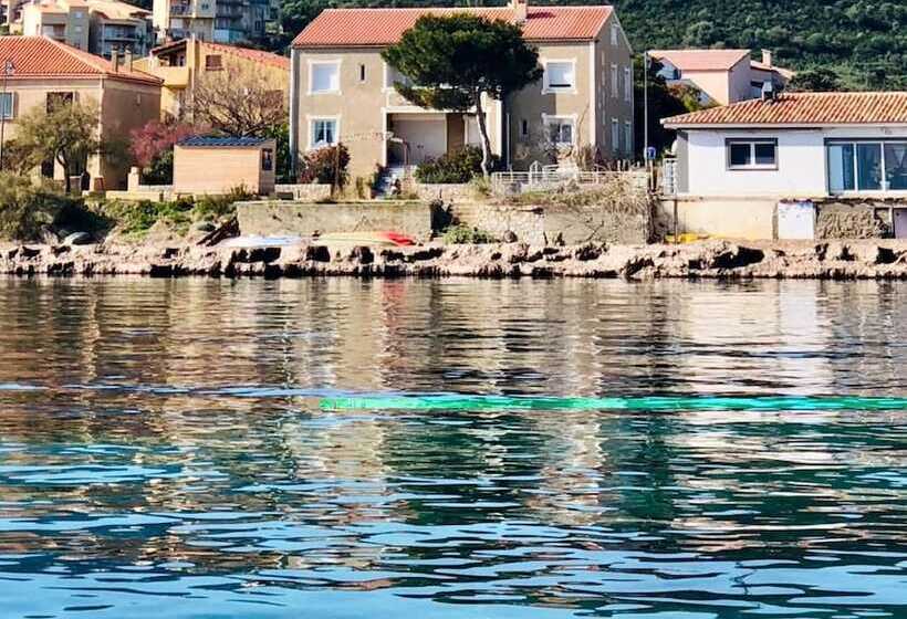 هتل L'isula Rossa