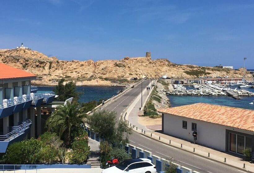 هتل L'isula Rossa