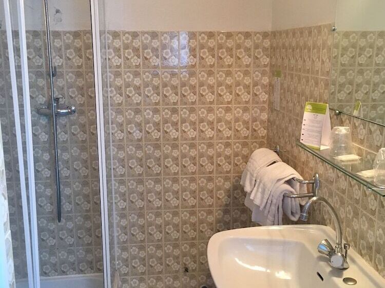 هتل L'isula Rossa