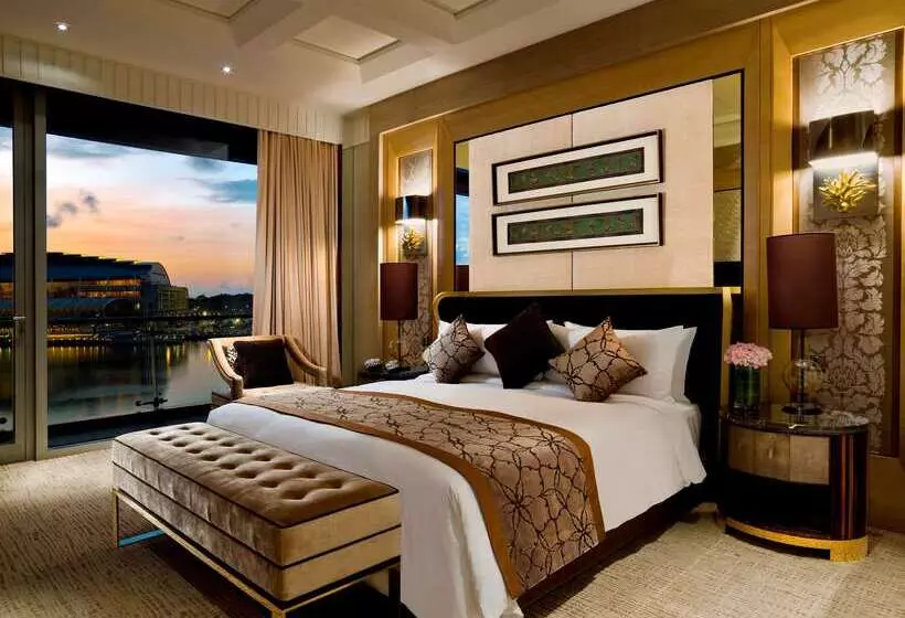 The Fullerton Bay Hotel Singapore